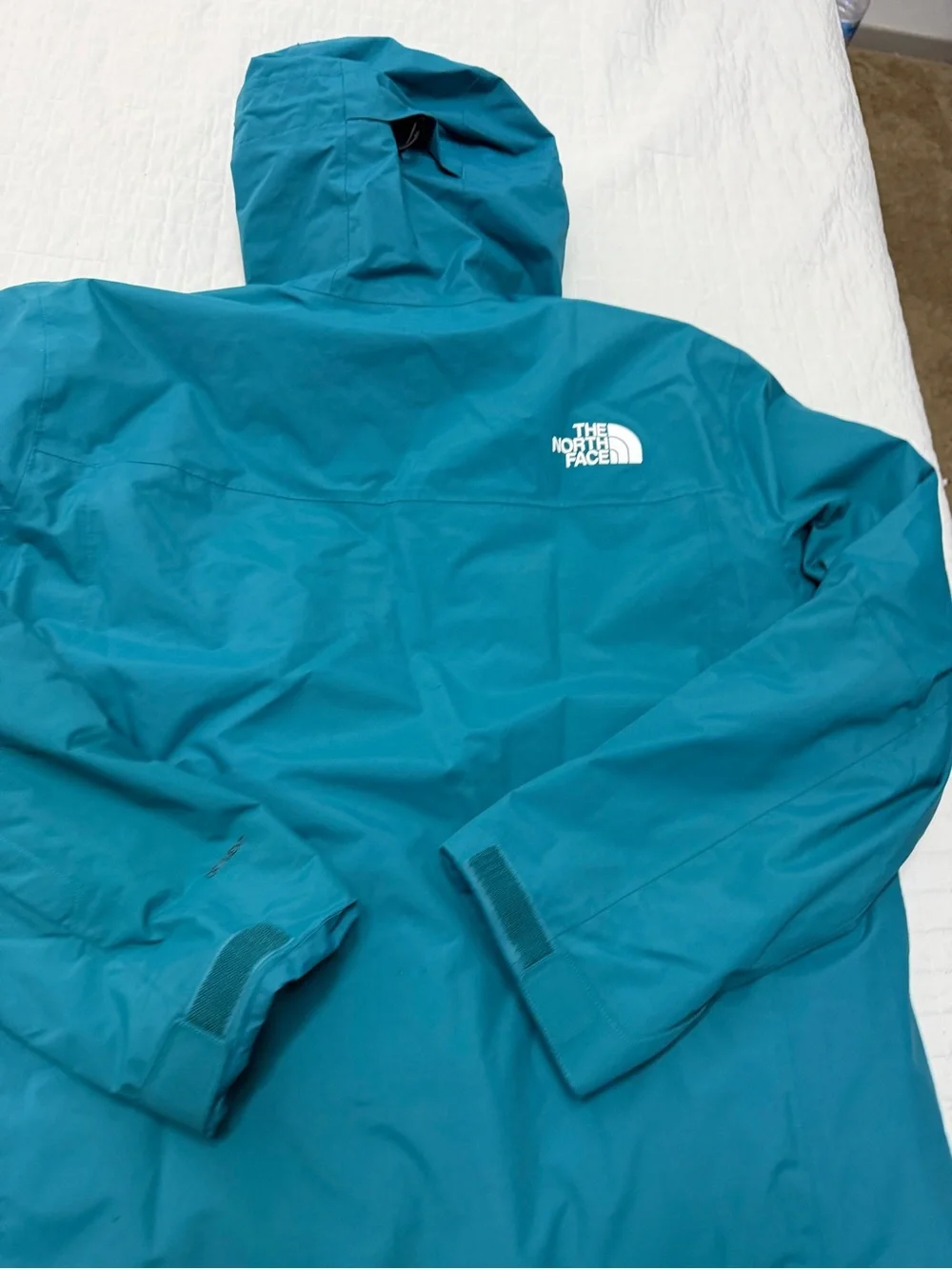 The North Face ThermoBall Eco Hooded Jacket Mens XL Blue Waterproof